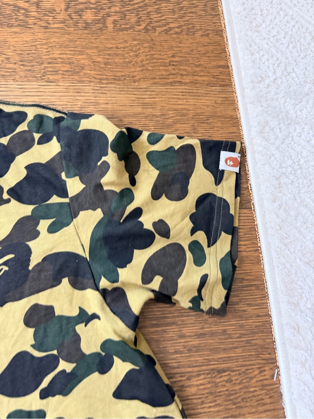 BAPE A BATHING APE Camo Shark Graphic T-Shirt Top Yellow Green Men’s Size XL - Picture 10 of 16